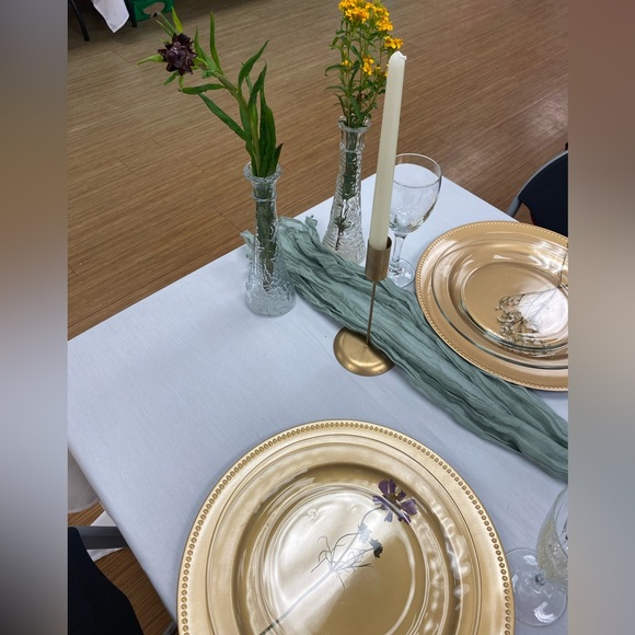 Clear glass dinner plates - Picture 6 of 6